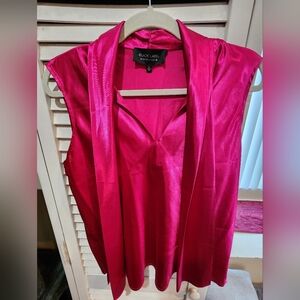 Evan Picone Black Label Fuchsia Satin Top Large